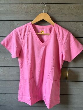 NWT WonderWink Women's Pink V-Neck Short Sleeve Scrub Top